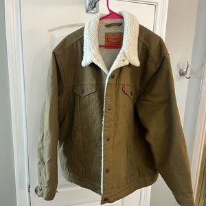 Awesome Levi Jacket!!!! Must See